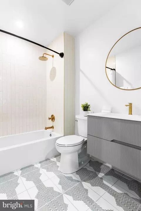 1124 Florida NE #206, Washington, DC 20002 photo 24