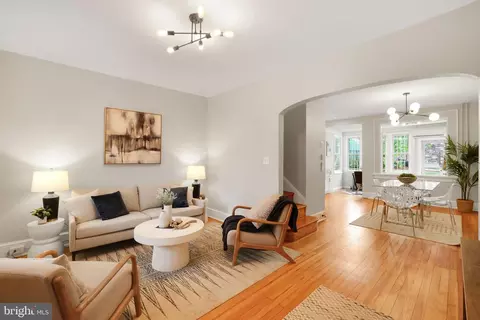 2420 2nd St NE, Washington, DC 20002