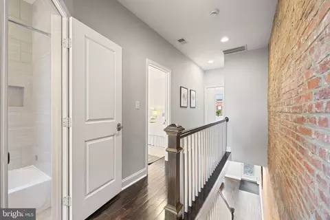 823 11th St NE, Washington, DC 20002 photo 27