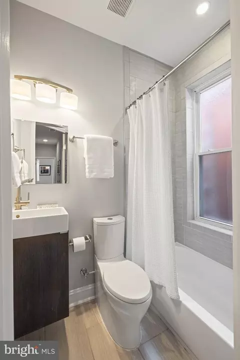 823 11th St NE, Washington, DC 20002 photo 43