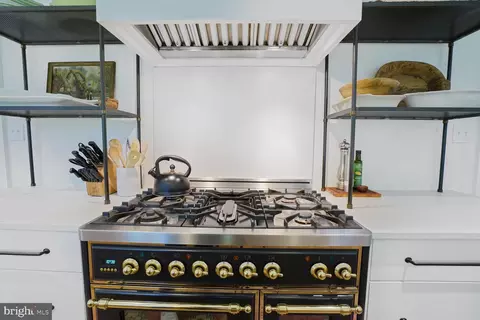 4773 Dexter St NW, Washington, DC 20007 photo 11