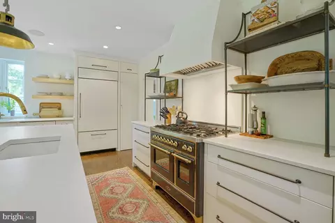 4773 Dexter St NW, Washington, DC 20007 photo 12