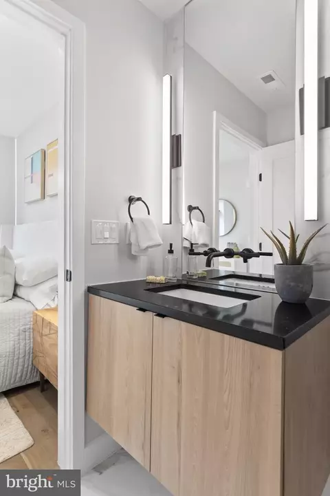 1208 M St NW #41, Washington, DC 20005 photo 18