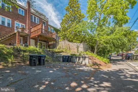 2217 Observatory Pl NW, Washington, DC 20007 photo 4
