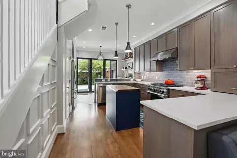 425 9th St NE, Washington, DC 20002 photo 14