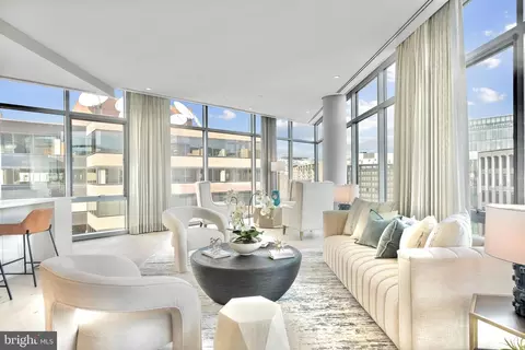 1177 22nd St NW #7D, Washington, DC 20037