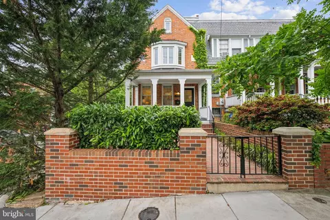 2444 Tunlaw Rd NW, Washington, DC 20007