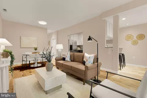 266 Kentucky Ave SE #B, Washington, DC 20003