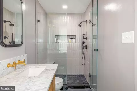 Bath - 1426 C St NE, Washington, DC 20002 photo 3 of 7