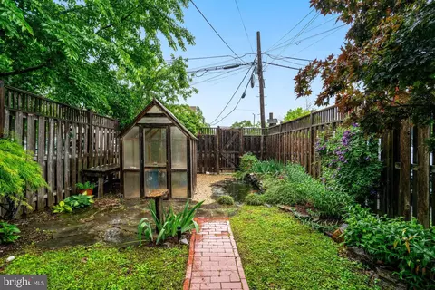 1426 C St SE, Washington, DC 20003 photo 28