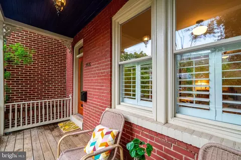 1426 C St SE, Washington, DC 20003 photo 3