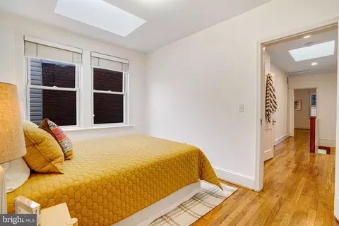 1426 C St SE, Washington, DC 20003 photo 34