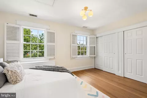 2210 38th St NW, Washington, DC 20007 photo 20