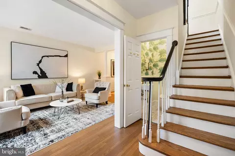 2210 38th St NW, Washington, DC 20007 photo 14
