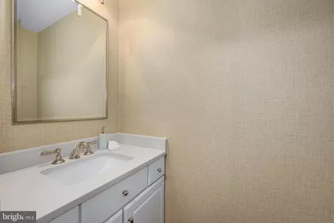 Bath - 4822 Upton St NW, Washington, DC 20016 photo 1 of 7