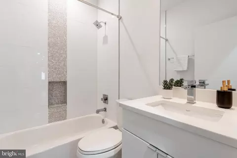 Bath - 1125 Morse St NE #2, Washington, DC 20002 photo 1 of 2