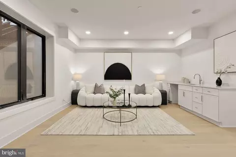 Living - 505 L St NE #A, Washington, DC 20002 photo 2 of 3