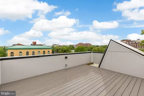 Exterior - 505 L St NE #A, Washington, DC 20002 photo 2 of 4