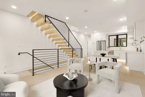 Entry Way - 505 L St NE #A, Washington, DC 20002 photo 1 of 4
