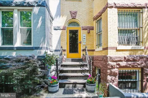 1725 Willard St NW #3, Washington, DC 20009