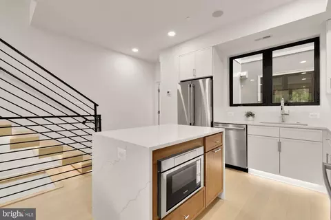 503 L St NE #B, Washington, DC 20002 photo 18
