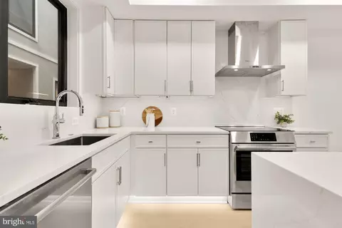 503 L St NE #B, Washington, DC 20002 photo 10