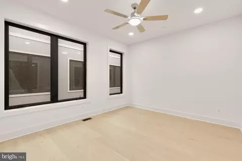 503 L St NE #B, Washington, DC 20002 photo 39