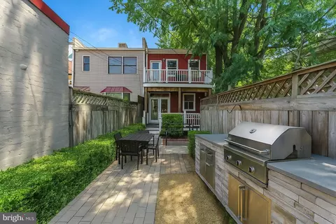 Exterior - 304 12th St NE, Washington, DC 20002 photo 17 of 17