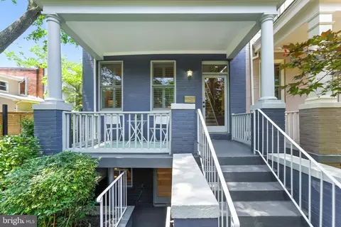 Exterior - 304 12th St NE, Washington, DC 20002 photo 2 of 17