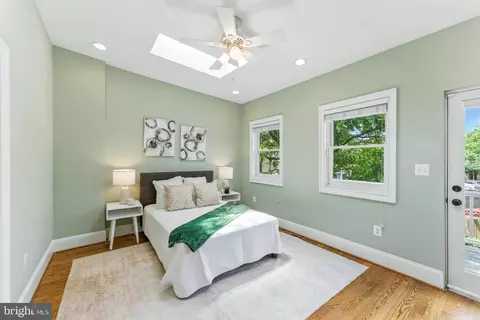 Other - 304 12th St NE, Washington, DC 20002 photo 6 of 12