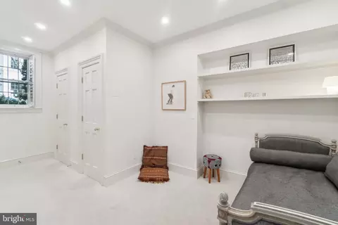 1250 31st St NW, Washington, DC 20007 photo 23