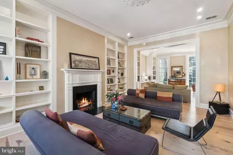 1250 31st St NW, Washington, DC 20007 photo 3