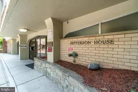 922 24th St NW #313, Washington, DC 20037