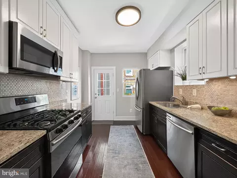 1616 G St SE, Washington, DC 20003 photo 14