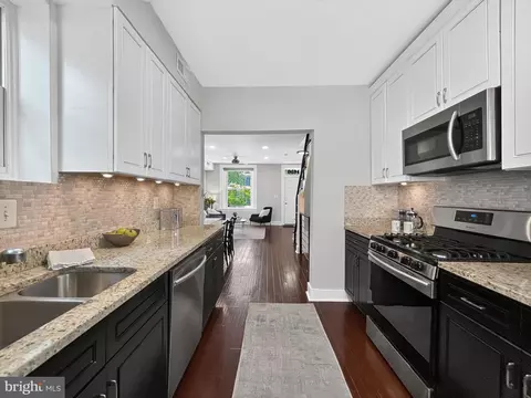 1616 G St SE, Washington, DC 20003 photo 16