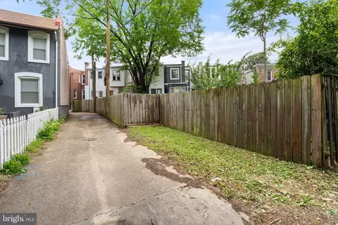1616 G St SE, Washington, DC 20003 photo 34