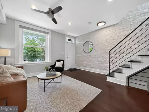 1616 G St SE, Washington, DC 20003 photo 5