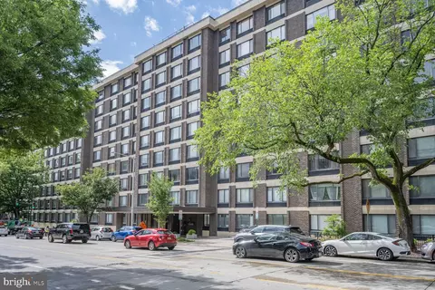 2501 Calvert St NW #306, Washington, DC 20008