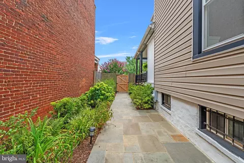 216 S Street St NE, Washington, DC 20002 photo 36