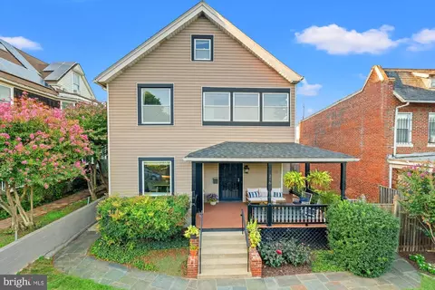 216 S Street St NE, Washington, DC 20002 photo 2
