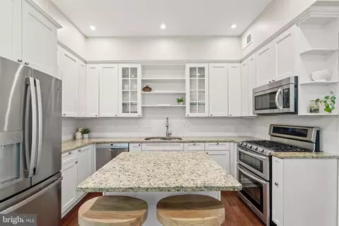 216 S Street St NE, Washington, DC 20002 photo 12