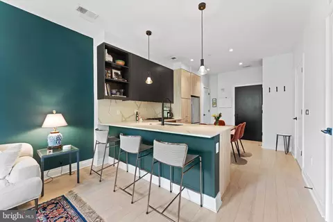 900 11th St SE #108, Washington, DC 20003