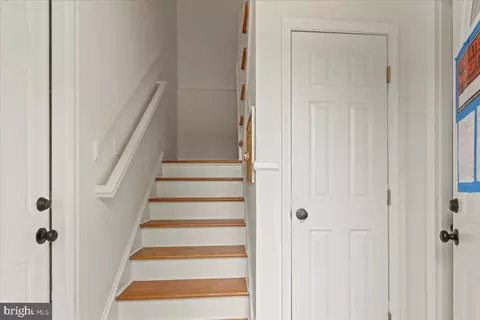 Entry Way - 1211 Simms Pl NE, Washington, DC 20002 photo 3 of 4