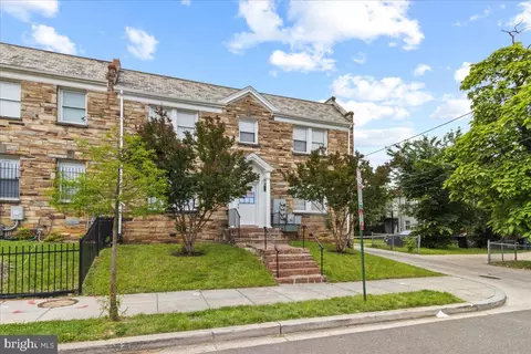 1211 Simms Pl NE, Washington, DC 20002