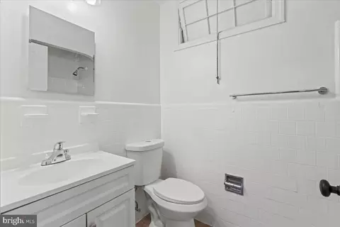Bath - 1211 Simms Pl NE, Washington, DC 20002 photo 1 of 1