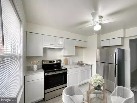 2109 Fort Davis St SE #201, Washington, DC 20020