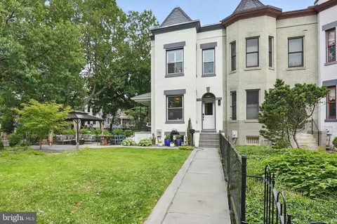 1387 N Carolina Ave NE, Washington, DC 20002