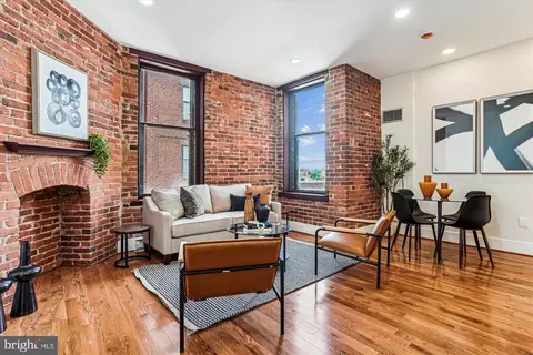 1615 NW Q St NW #1012, Washington, DC 20009
