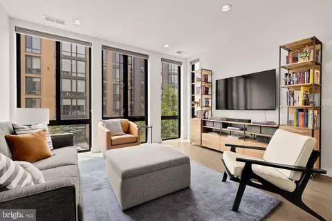 1405 W Street St NW #203, Washington, DC 20009