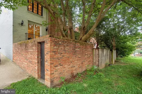Exterior - 1072 30th St NW, Washington, DC 20007 photo 3 of 5